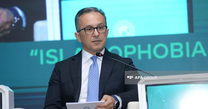 Ramin Məmmədov: İslamofobiyaya qarşı mübarizə onu pisləməklə tükənməməli, kökləri məhv edilməlidir