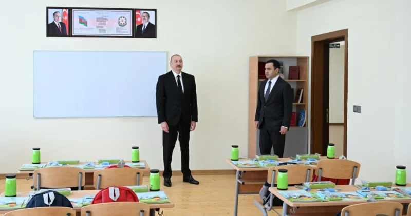 İlham Əliyev “Talıstan” liseyinin binasının açılışında