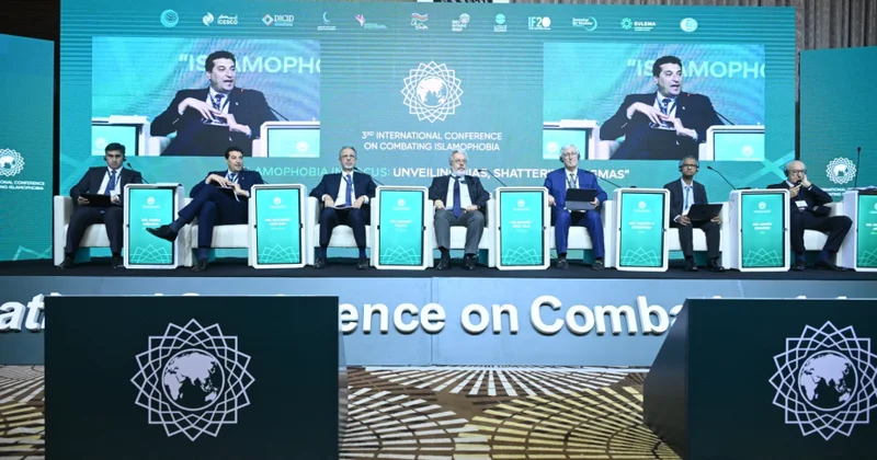 Bakıda “Siyasətdə müsəlmanlara qarşı nifrət: hüquqi çərçivələr və vəkillik strategiyaları” adlı panel müzakirə aparılıb