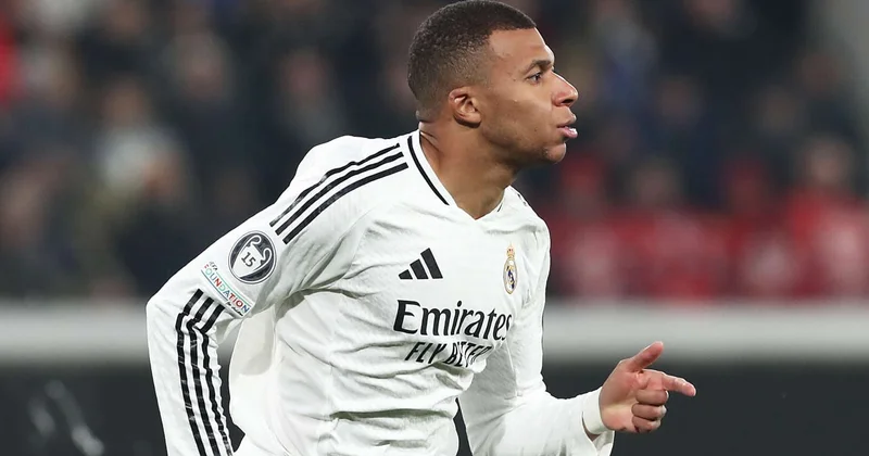 Mbappe Qızıl buts uğrunda mübarizədə zirvəyə yüksəldi