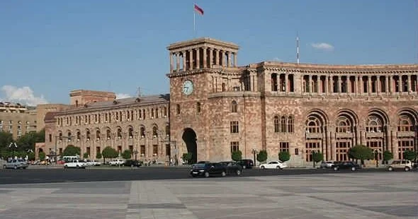 İrəvandakı konfransda neçə əcnəbi nazir iştirak edir?