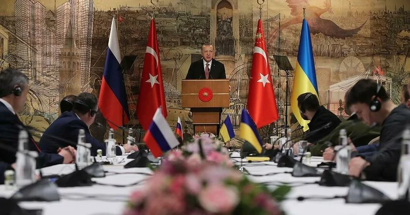 Rusiya və Ukrayna İstanbul danışıqlarını dayandırır? Ankaradan açıqlama