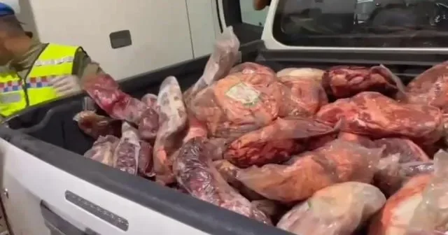 Şanlıurfada 1,5 ton xarab ət ələ keçirildi: 45 nəfər saxlanıldı