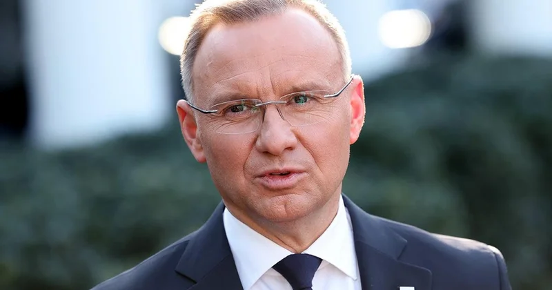 Andjey Duda: Trampın NATO sammitində iştirak etməməsi alyansın böhranı deməkdir