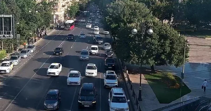 Bakının tıxac olan YOLLARI