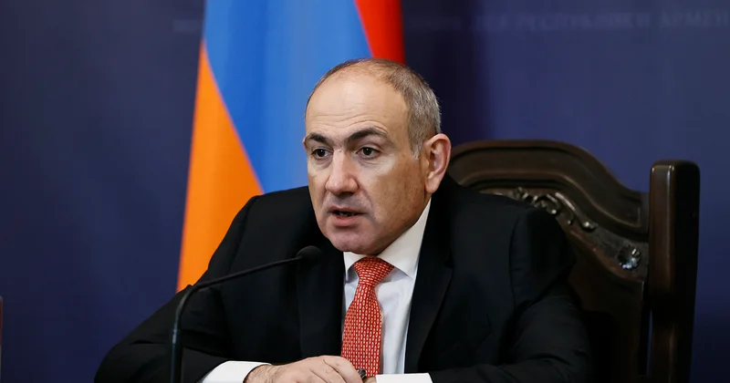Paşinyan Azərbaycanla sülh naminə Ermənistan konstitusiyasına dəyişiklikləri ehtimal edir
