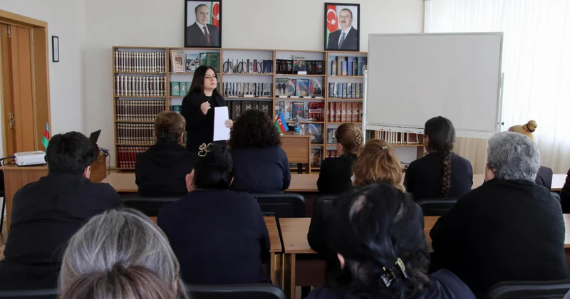 Cəza müddətinin sonuna az qalmış qadın məhkumlarla görüş olub
