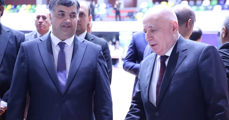 LDU da “Gələcəyə Açılan Qapı” adlı Məzun yarmarkası keçirilib