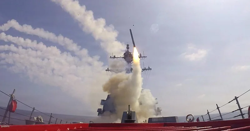 США ударили по катерам на юге Ирана