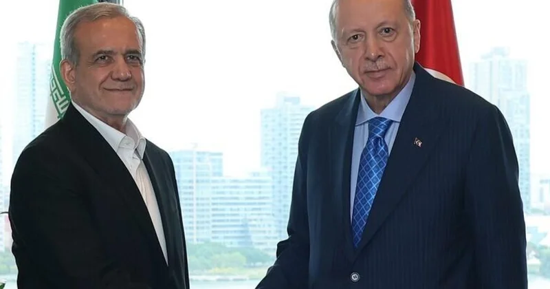 Ərdoğan Pezeşkianla müzakirə apardı