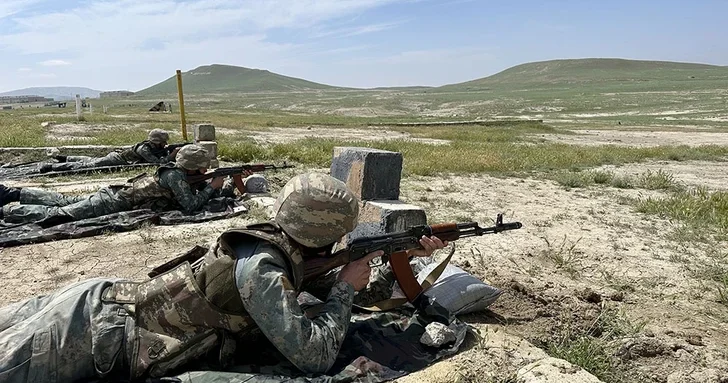 В азербайджанской армии прошло первенство по военному пятиборью