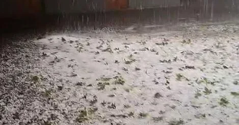 В Баку и Сумгайыте идет град ВИДЕО