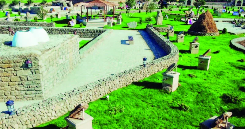 Qala dünənimizi yaşadan daş salnamə