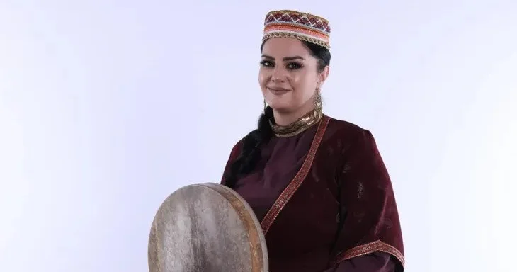 Kırımda Nuriyyə Hüseynova Türk dünyasının sənət kraliçası adlandırıldı