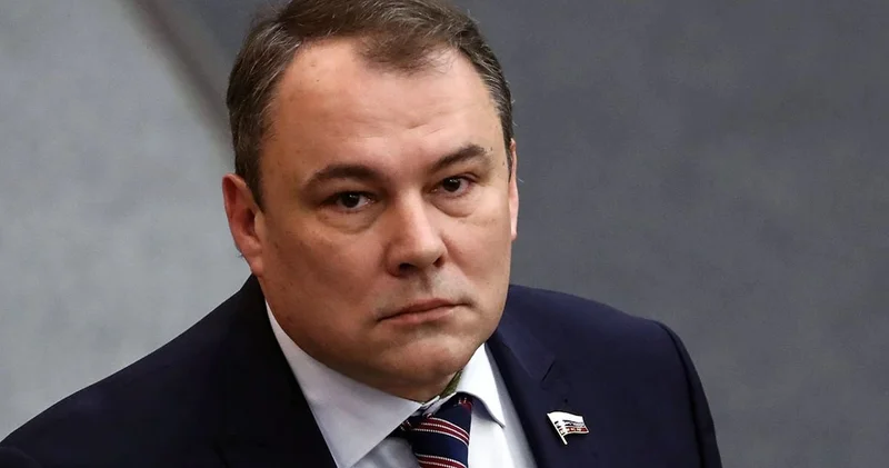 Piotr Tolstoy: Ermənistanın Aİİ çərçivəsindəki üstünlükləri asanlıqla yox ola bilər
