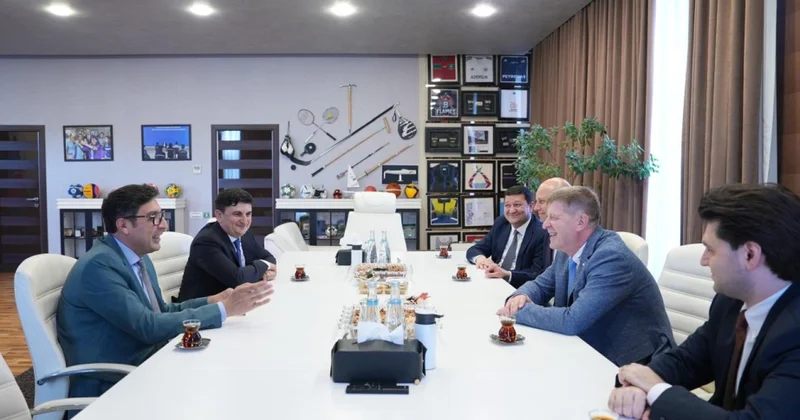 Fərid Qayıbov Xüsusi Olimpiya Avropa Avrasiya Regional Ofisinin rəsmisi ilə inklüziv idmanın inkişafını nəzərdən keçirib