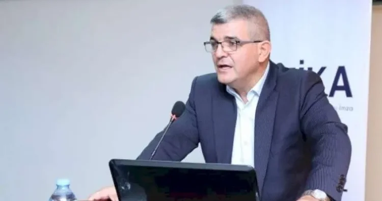 Fazil Mustafa həmkarını müdafiə etdi Bu etdiyiniz bir dövlət çatısı altında birliyimizə qəsddir