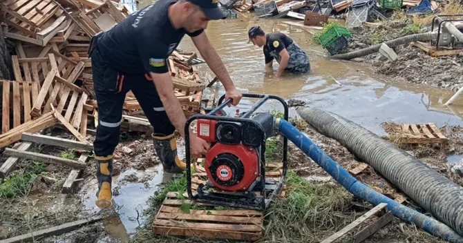 Zərdabda yağıntılar fəsad törətdi: FHN suçəkmə işlərinə cəlb olundu