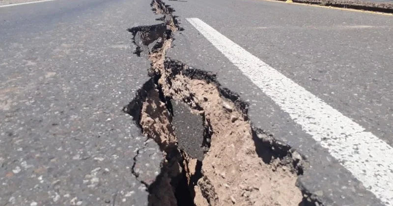 6.9 bal zəlzələ baş versə də, ölən və yaralanan olmadı