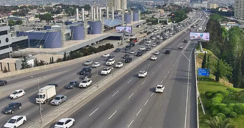 На этих дорогах Баку наблюдаются пробки СПИСОК