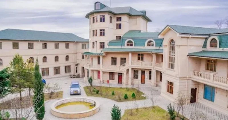 Hərraca çıxarılan oteli bir ildir alan yoxdur Qiyməti 7,8 milyondan 5,9 milyona düşüb