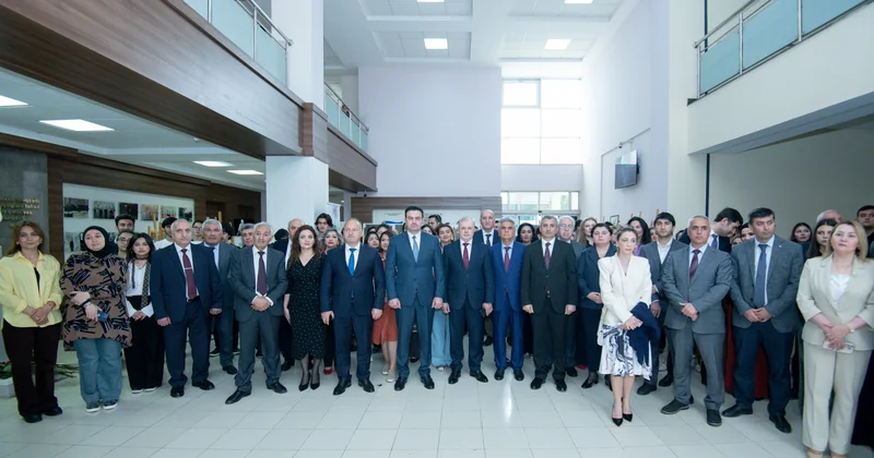 BMU da görkəmli heykəltəraş Ömər Eldarovun yaradıcılığına həsr olunmuş sərgi keçirilib