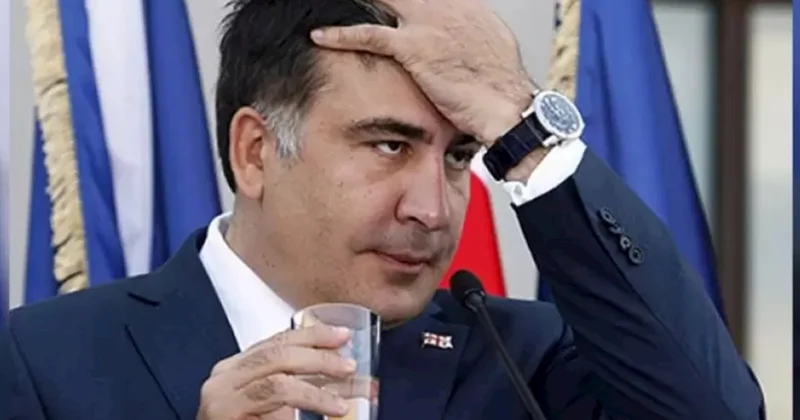 Saakaşvili həbsdə imicini dəyişdi, ruslar lağa qoydu “Nə oldu, Mixail...” ( FOTO)