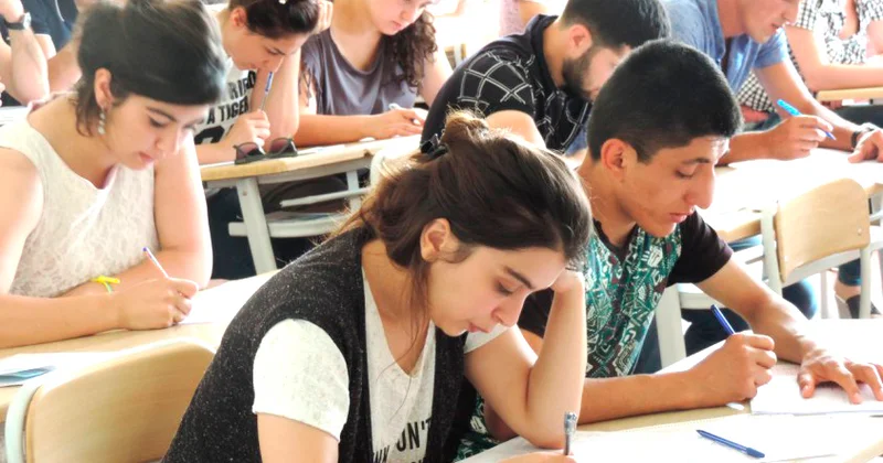 150 bal toplaya bilməyən subbakalavrın universitetə daxil olması DOĞRU DEYİL
