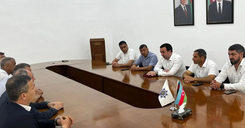 Deputat Mahir Süleymanlı Şabranın idman ictimaiyyəti ilə görüşüb