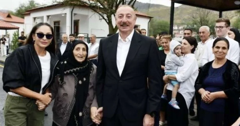 Xaqan ünvanlı LİDER