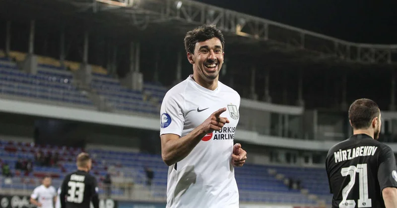 Bölgə klubu yeni transferinə qovuşur müqavilə hazırdı