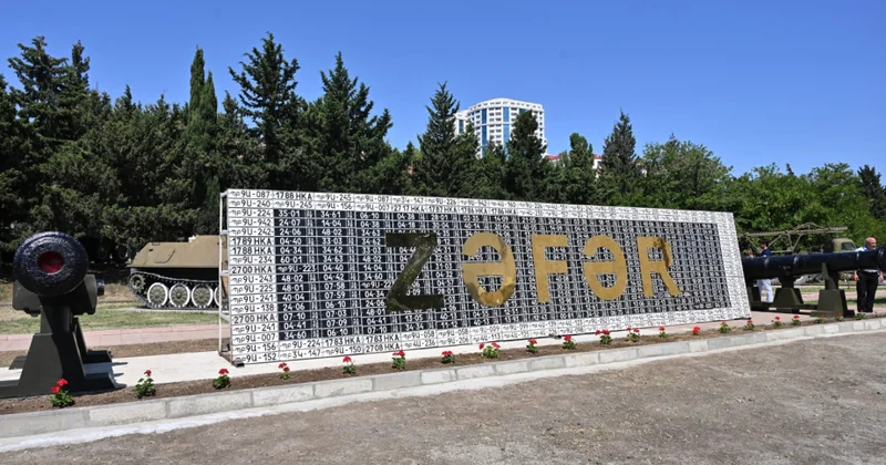 107 ilin 44 gün 23 saat 43 dəqiqəlik zirvəsi Azərbaycan Ordusunun yaranma tarixi şanlı Zəfərin təntənəsində qeyd olunur