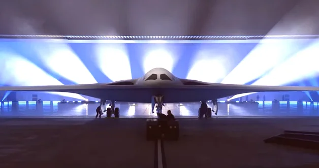 Çin ABŞ ın İranı vurmasından sonrası yeni bombardımançı təyyarə istehsalına çağırış edilib