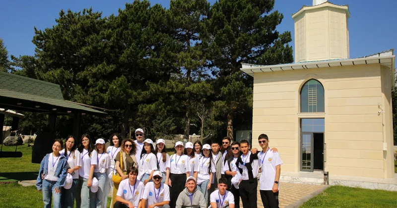 Qırğızıstanda Mədəniyyətlərarası ilk Gənclər Düşərgəsi keçirilib
