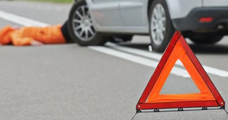 Kəlbəcərdə minik avtomobili aşdı: dörd nəfər yaralandı
