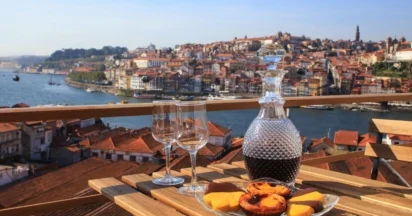 Turist şəhəri gecə saatlarında spirtli içkilərin satışını qadağan edir...
