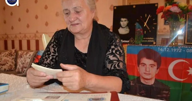 “20 Yanvarda itkin cərgəsində durub ağlayırdım” Video