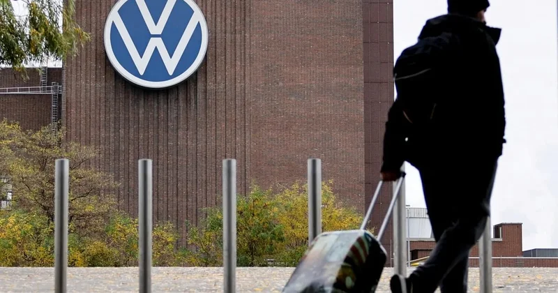 Volkswagen 100 minədək iş yerini ixtisar etməyi planlaşdırır