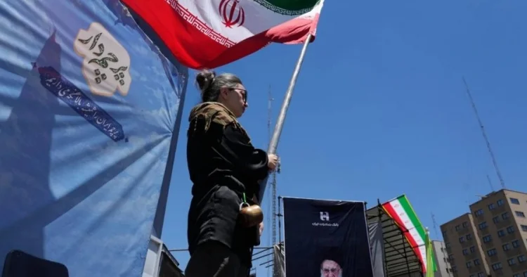 Ruhani rejim böhran içində: mollakratiyanın İslam nizamı nın əsl siması