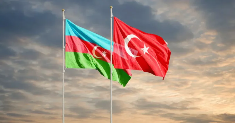 Минобороны Турции: Мы всегда будем едины одно сердце, один кулак