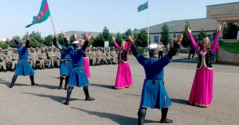 В азербайджанской армии состоялись торжественные мероприятия ко Дню Вооруженных сил
