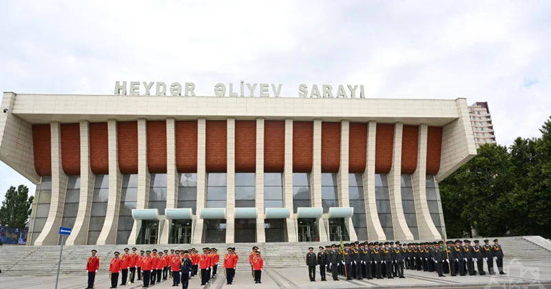 Bakıda hərbçilərin yürüşü keçirilib Fotolar+Yenilənib