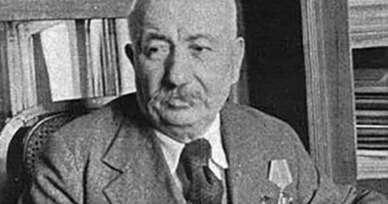 Məşhur alimin şəxsi əşyaları muzeydən oğurlandı