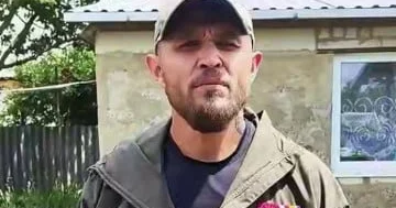 Rusiyalı hərbçi: Ordu silahlarını Kremlə qarşı yerləşdirəcək...