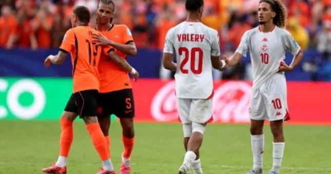 Niderland Tunisi mundialdan 3 qolla yolladı Video