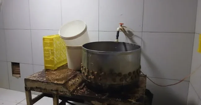Bu toyuqları yeyənlər ağır zəhərlənə bilər! Ağa Salamov həyəcan təbili