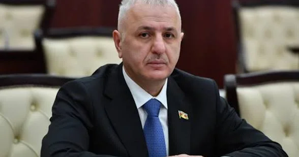 Sanki beynəlxalq hüququ qəsdən gözdən salırlar...