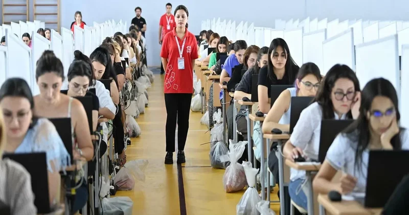 Sertifikasiya prosesi başa çatıb, 22 mindən çox müəllim test imtahanında iştirak edib