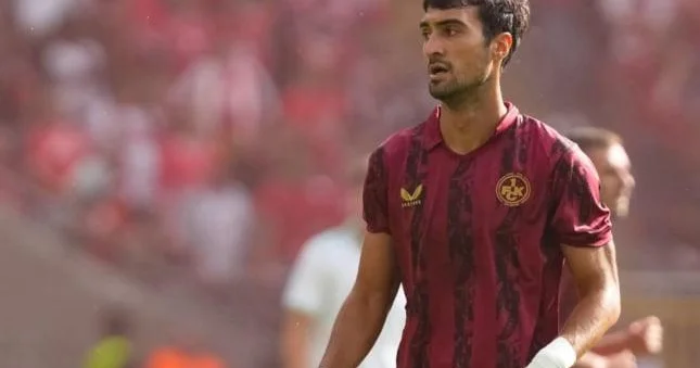 Mahir Emreli “Roma”ya qarşı oynadı