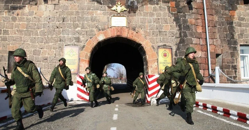 Ruslarla bağlı xəbər erməniləri qorxuya saldı Nə baş verir?